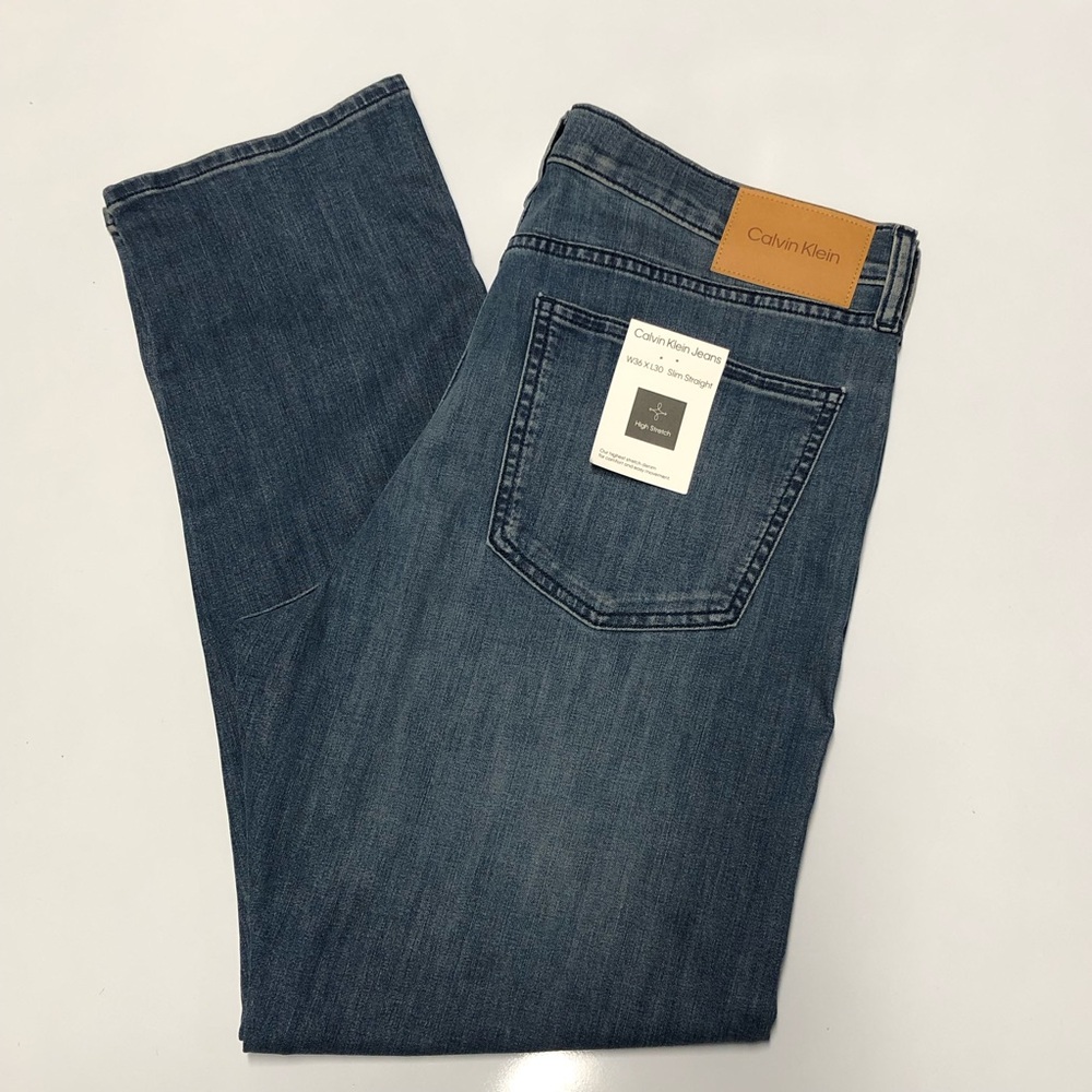 Calvin Klein slim straight jeans size W36xL30